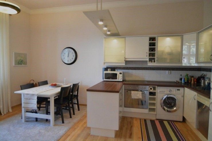 Pronájem byt 2+kk - spanelska, 60 m²