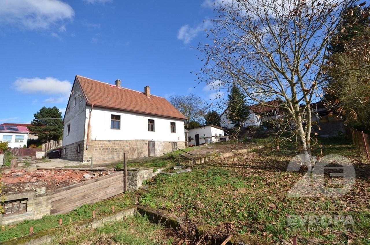 Rodinné domy, Na kopaninách, Velké Popovice, 180 m²