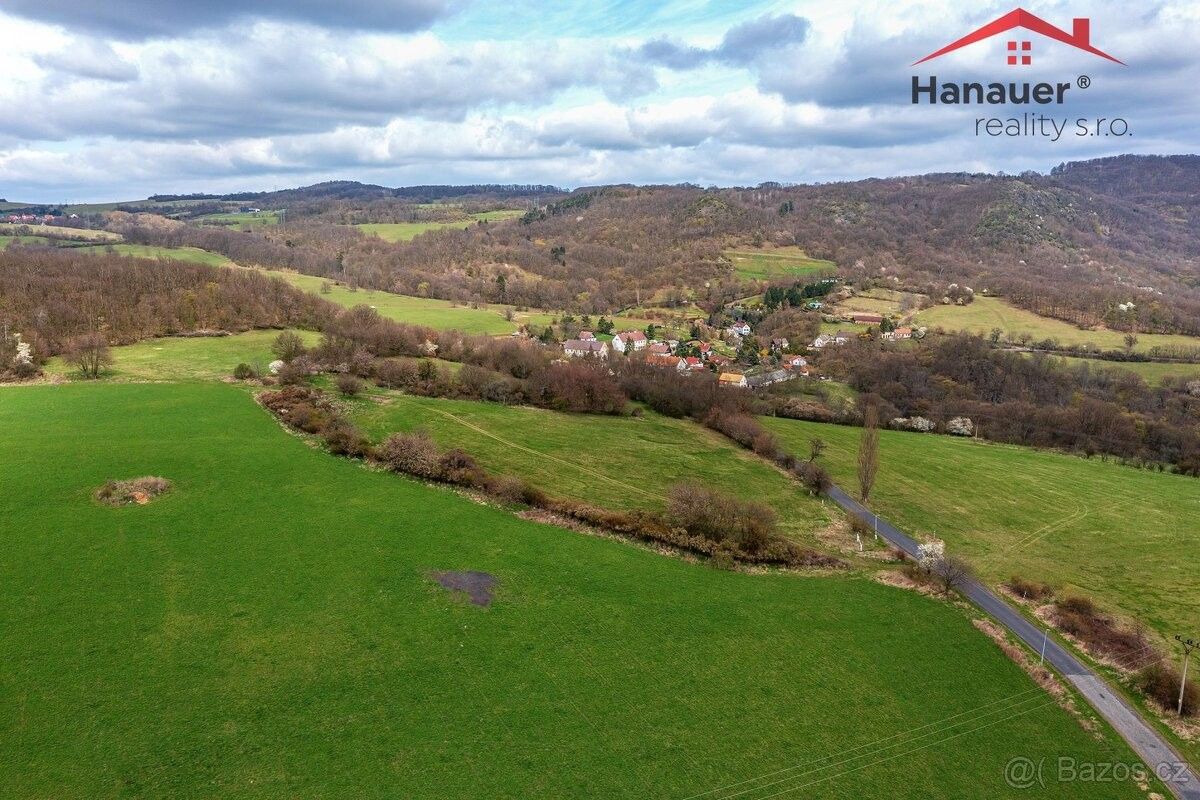 Prodej zemědělský pozemek - Ústí nad Labem, 400 02, 11 686 m²