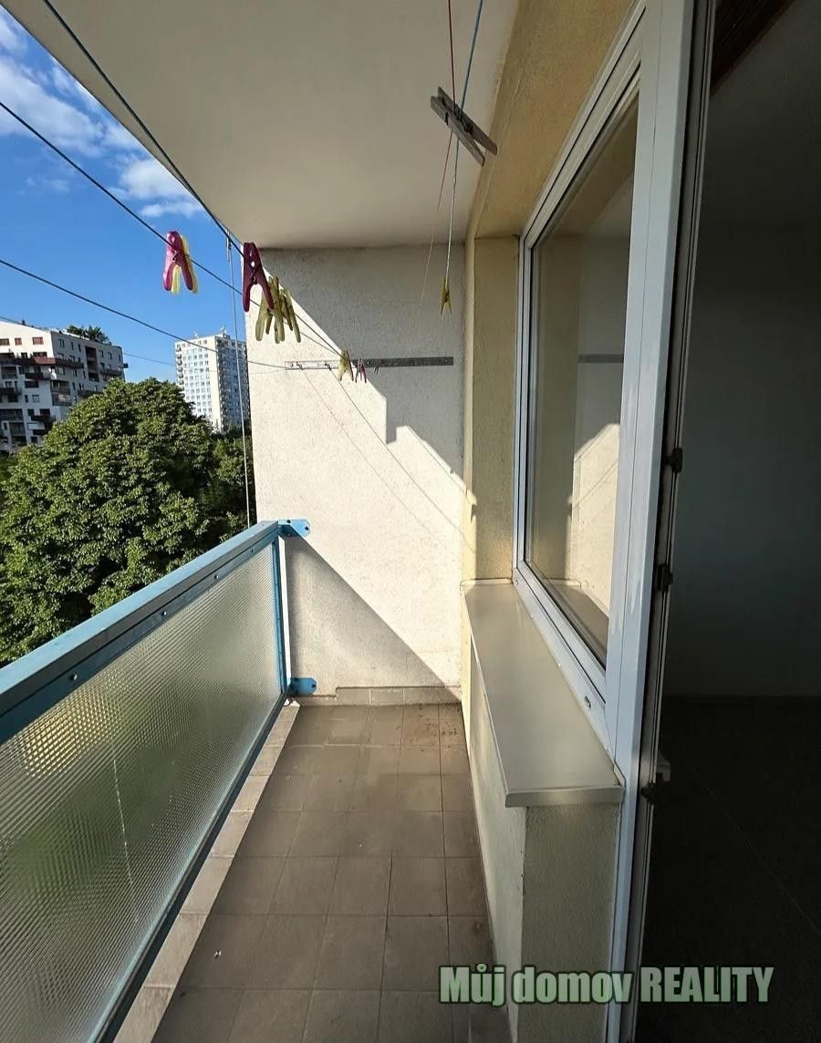 Prodej byt 2+1 - Bramboříková, Praha, 56 m²