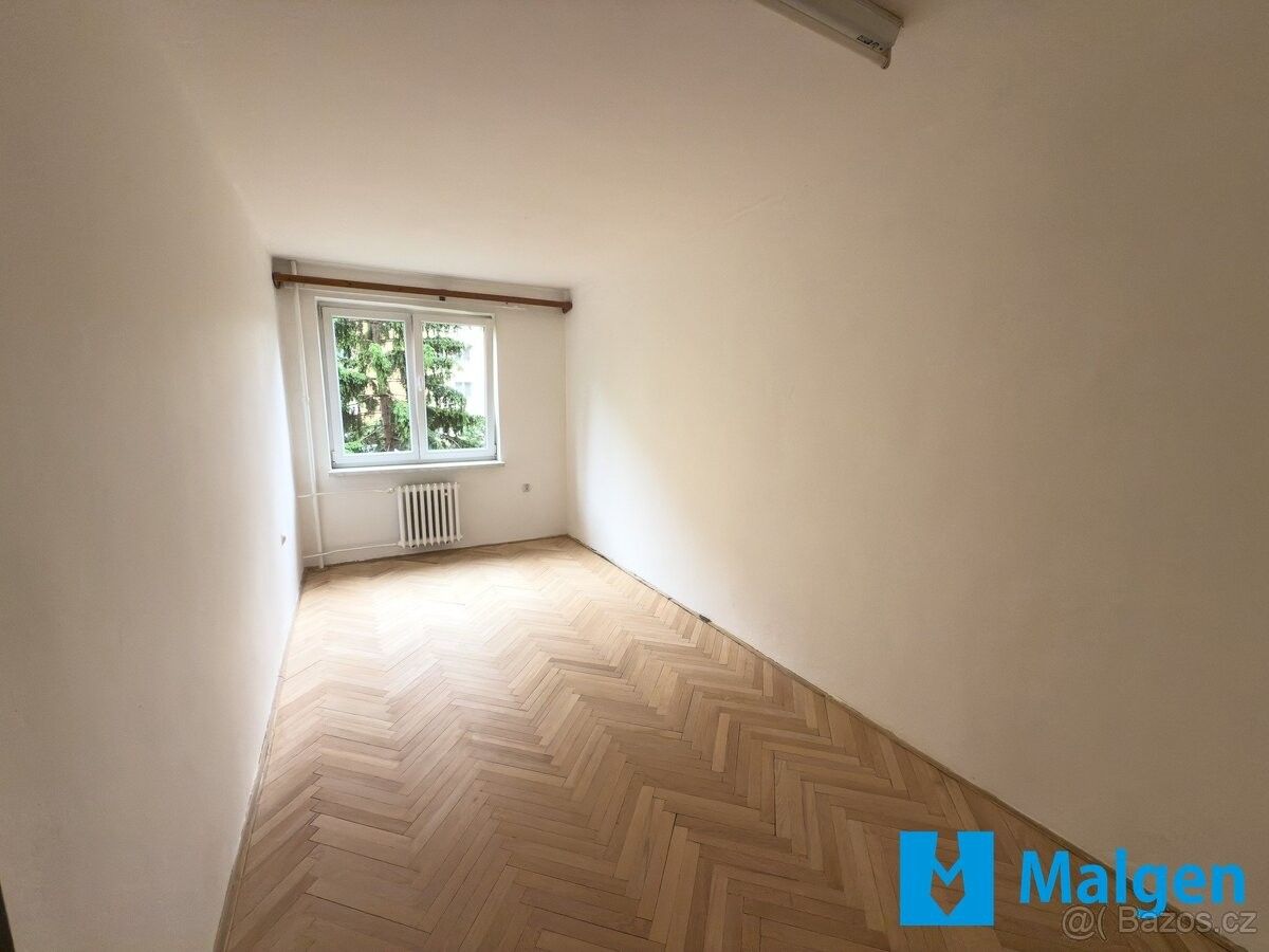 Prodej byt 3+1 - Praha, 141 00, 72 m²