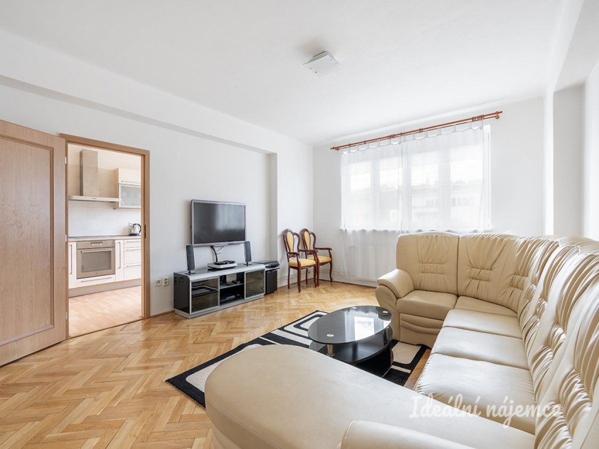 2+1, Za Hládkovem, Praha, 70 m²