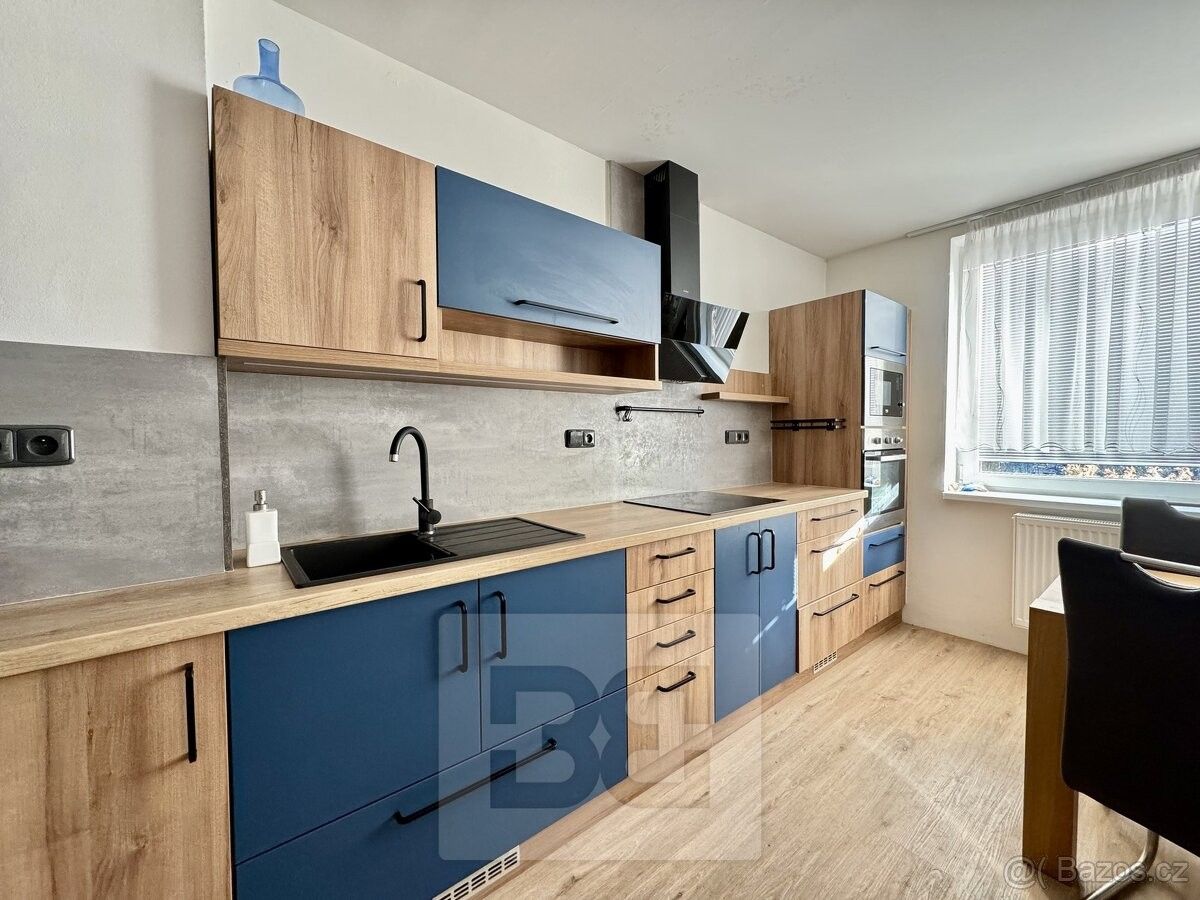 2+1, Rousínov u Vyškova, 683 01, 61 m²
