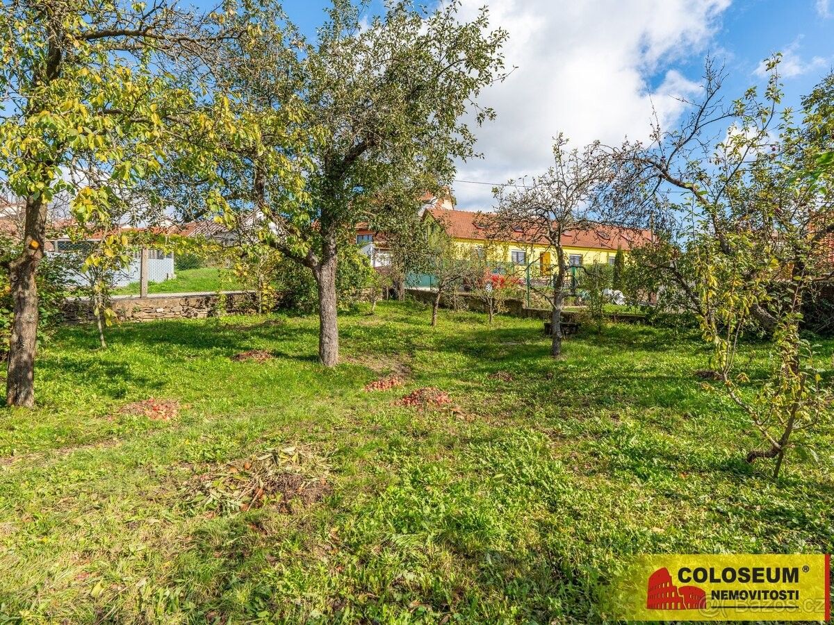 Prodej pozemek pro bydlení - Adamov, 679 04, 422 m²