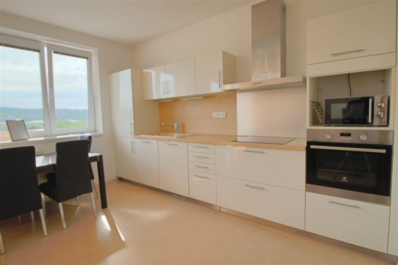 3+kk, Cacovická, Brno, 94 m²