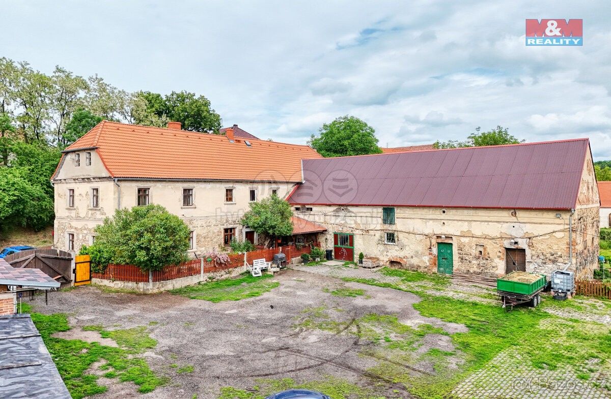Prodej dům - Teplice, 415 01, 431 m²