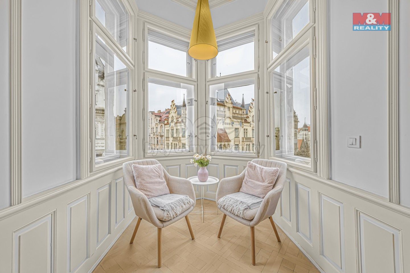2+kk, Pařížská, Praha, 70 m²