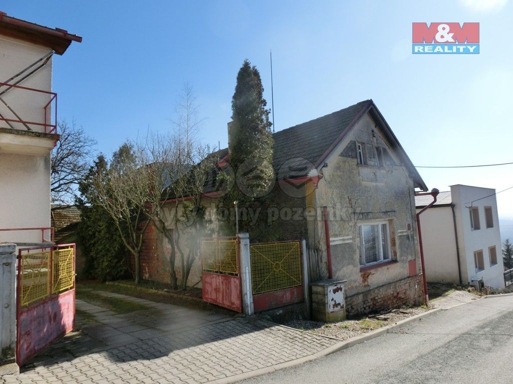 Prodej rodinný dům - Týnec, Dobrovice, 25 m²