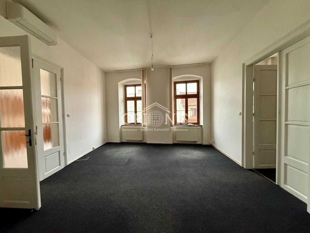 Pronájem byt 2+1 - Revoluční, Chomutov, 62 m²