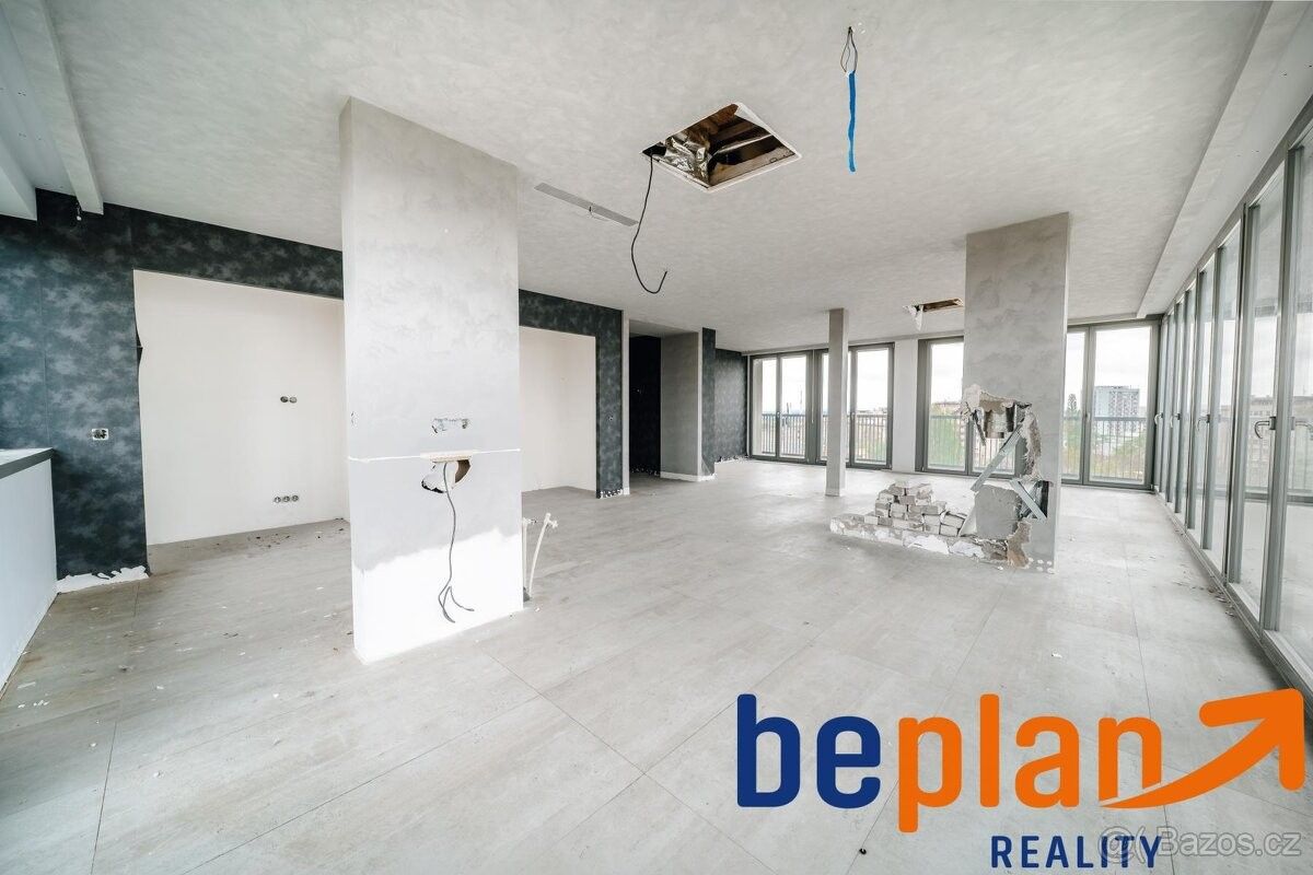 Prodej byt - Praha, 130 00, 154 m²