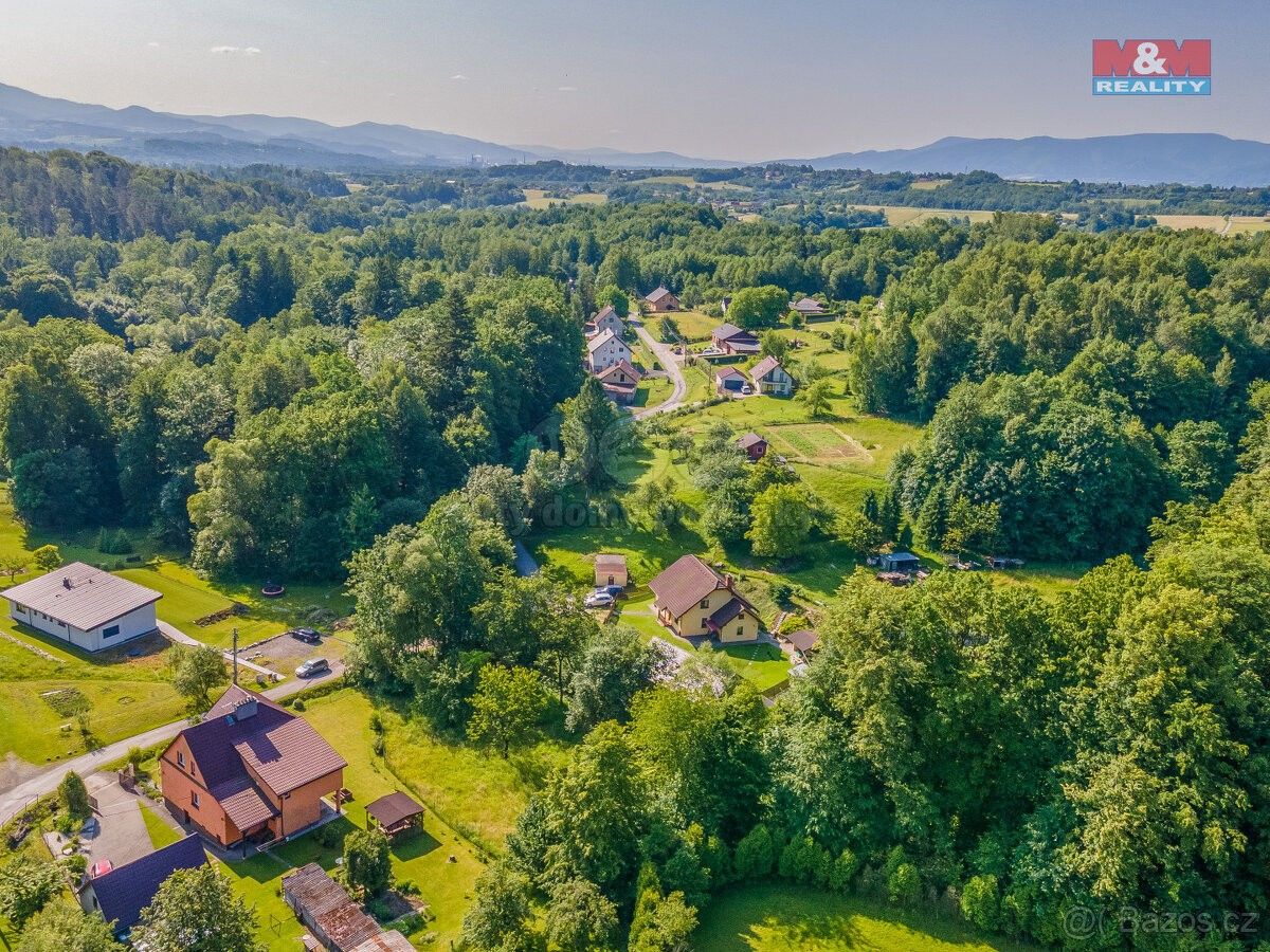 Zahrady, Český Těšín, 735 62, 2 102 m²