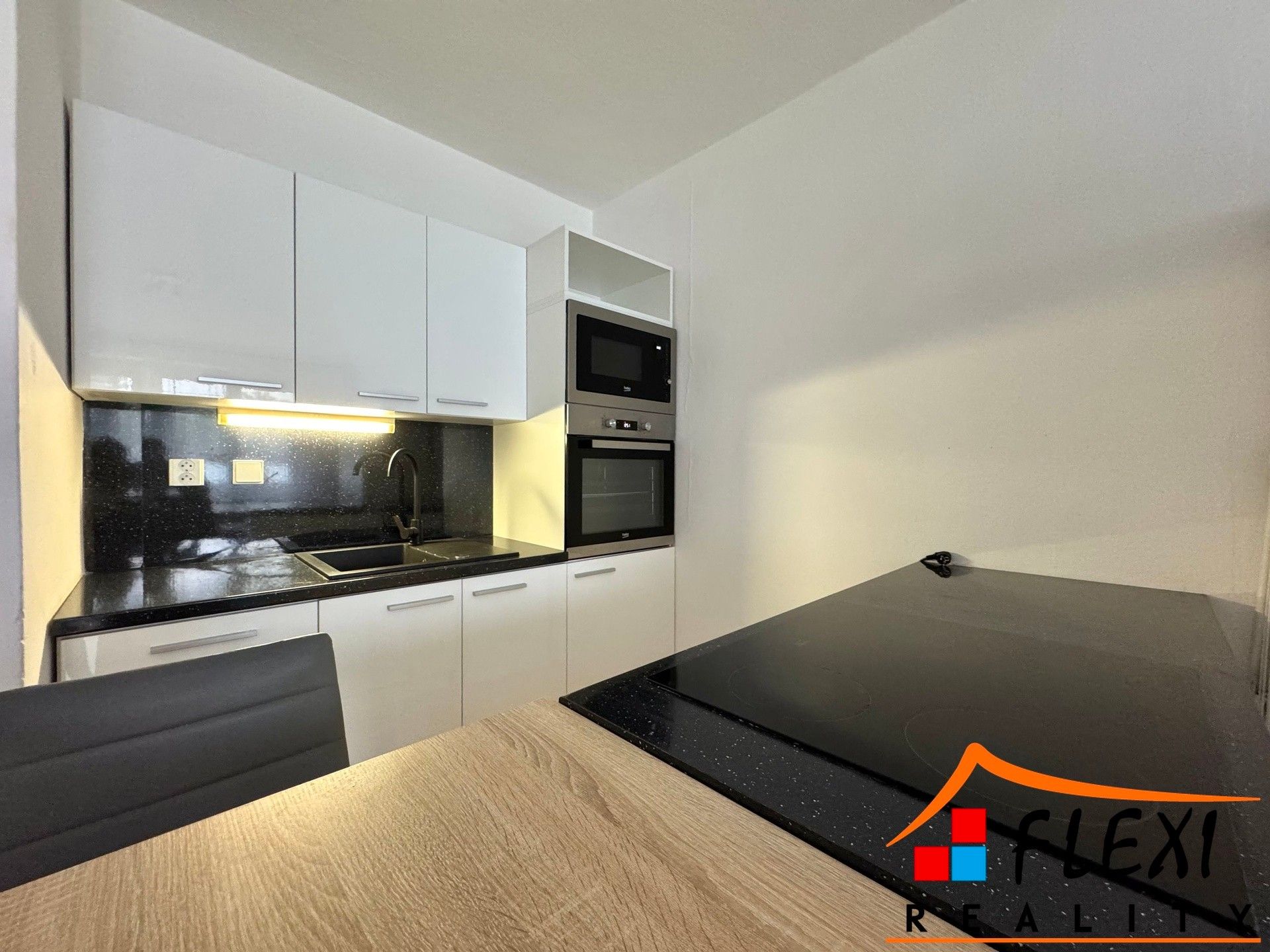 1+kk, tř. 17. listopadu, Karviná, 31 m²