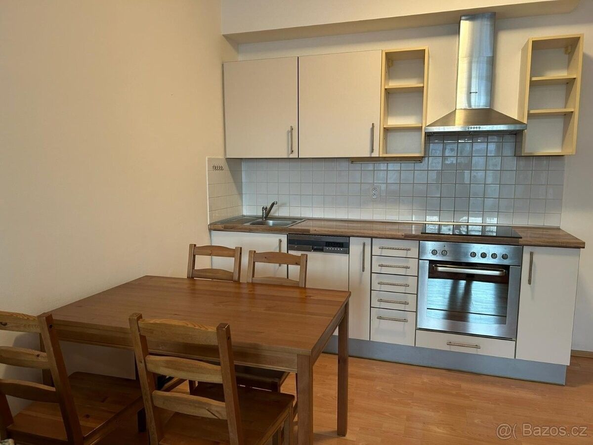 Pronájem byt 2+kk - Praha, 190 00, 58 m²