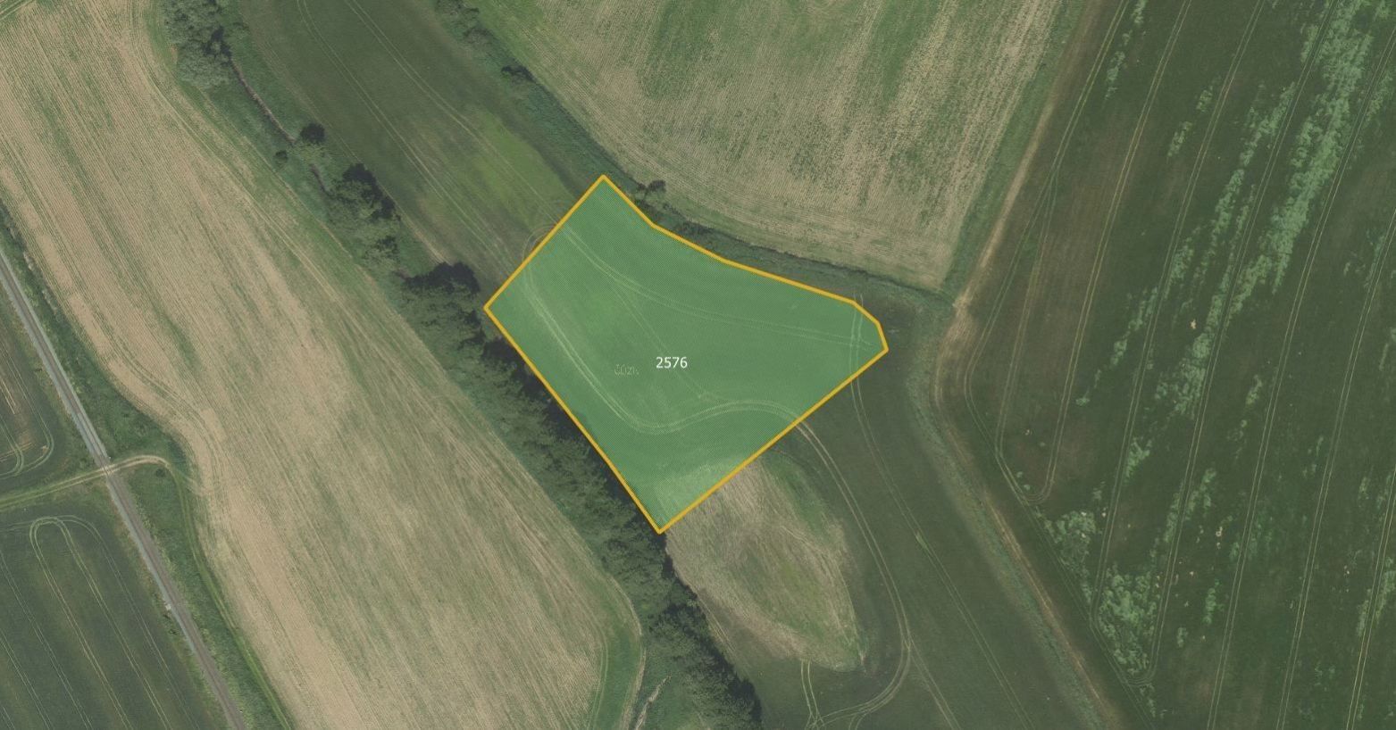 Louky, Lázy, Městečko Trnávka, 8 040 m²