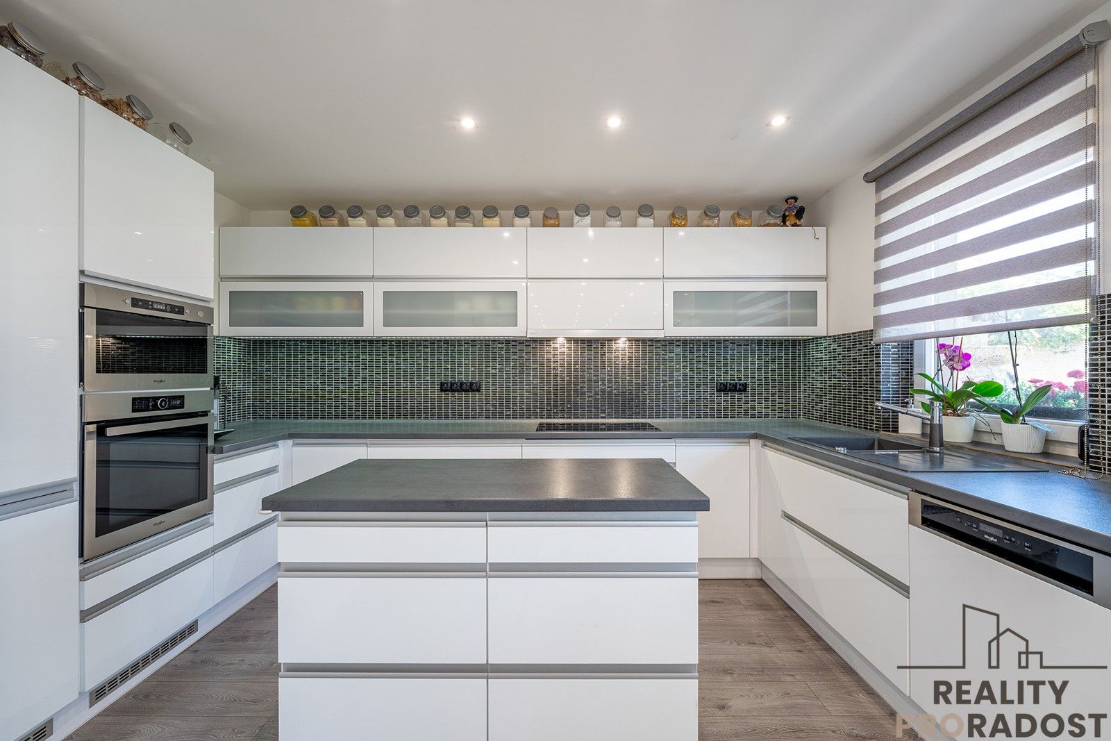 Ostatní, Bratislavská, Podivín, 202 m²