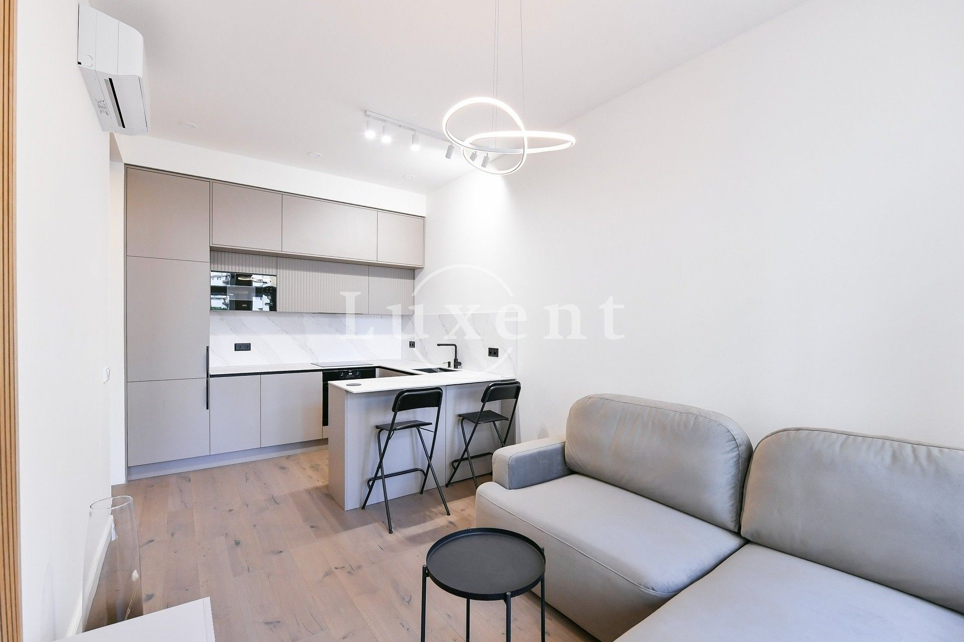 2+kk, Na spojce, Praha, 44 m²