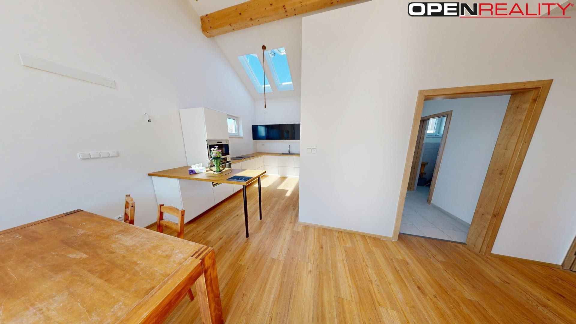 Prodej rodinný dům - Medlovice, Uherské Hradiště, 96 m²