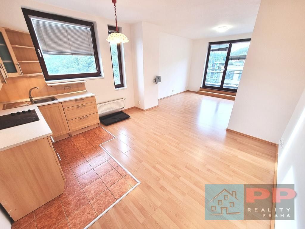1+kk, Vrchlického, Praha, 41 m²