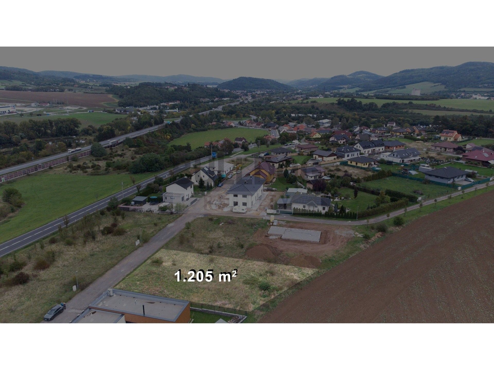 Prodej pozemek pro bydlení - Bavoryně, 1 205 m²