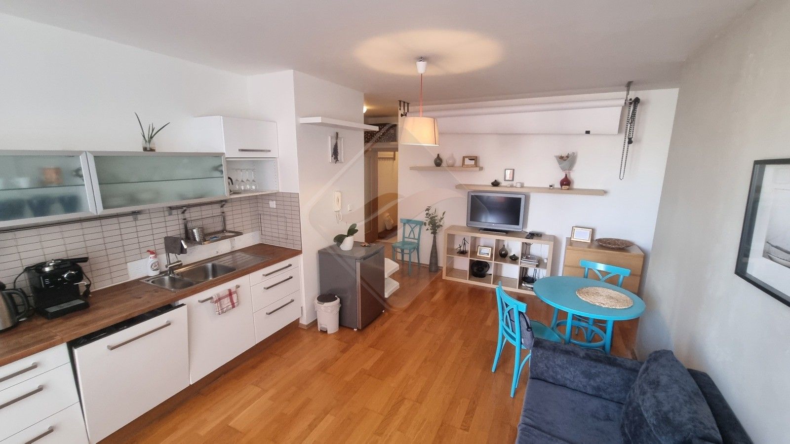 2+kk, Drahobejlova, Praha, 52 m²