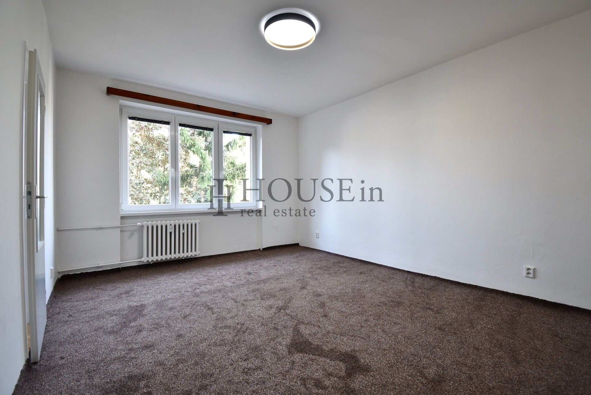 1+1, Měchenická, Praha, 37 m²