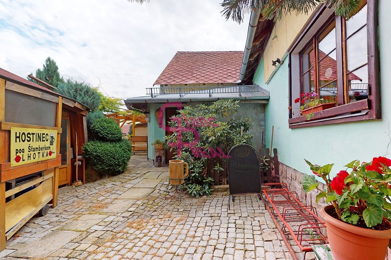 Rodinné domy, Lhotka, 502 m²