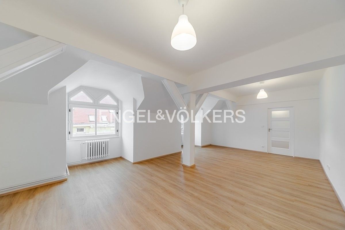 2+kk, Máchova, Praha, 73 m²