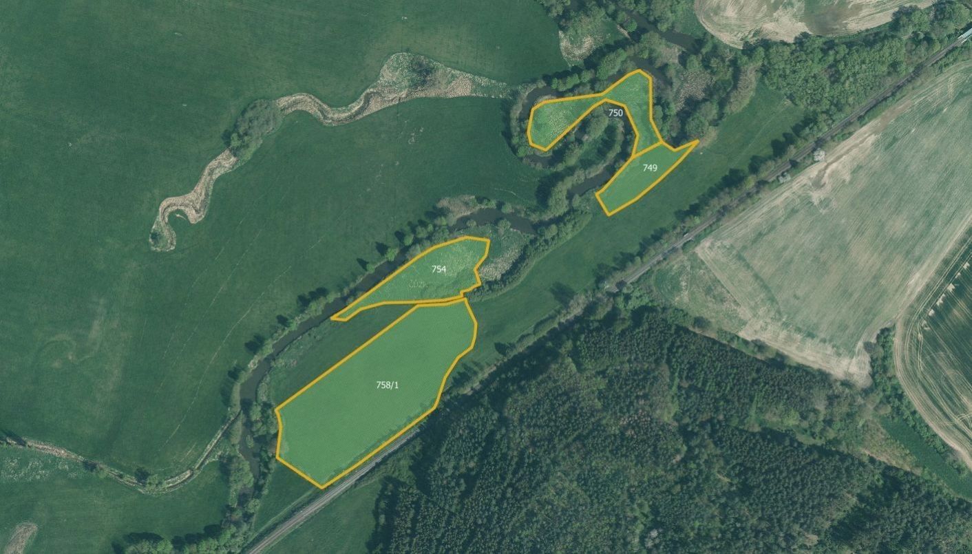 Louky, Červené Poříčí, 26 107 m²