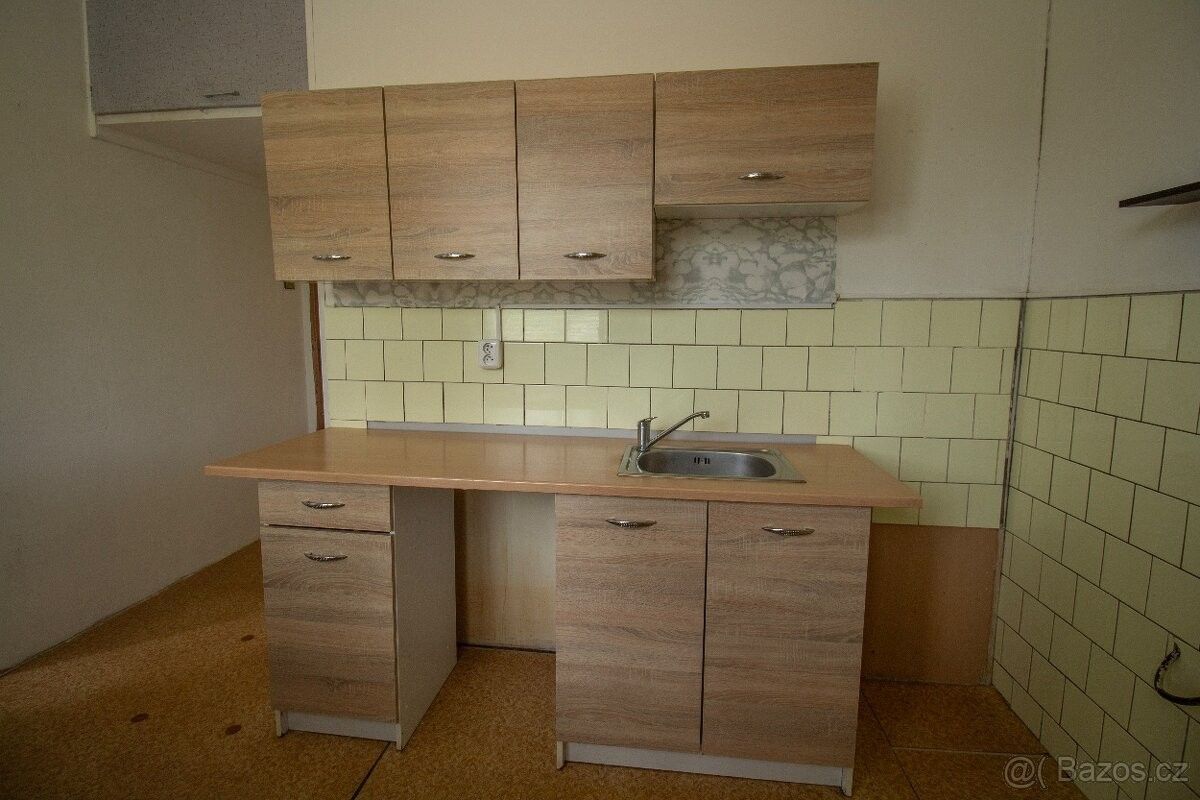 2+1, Praha, 118 00, 53 m²