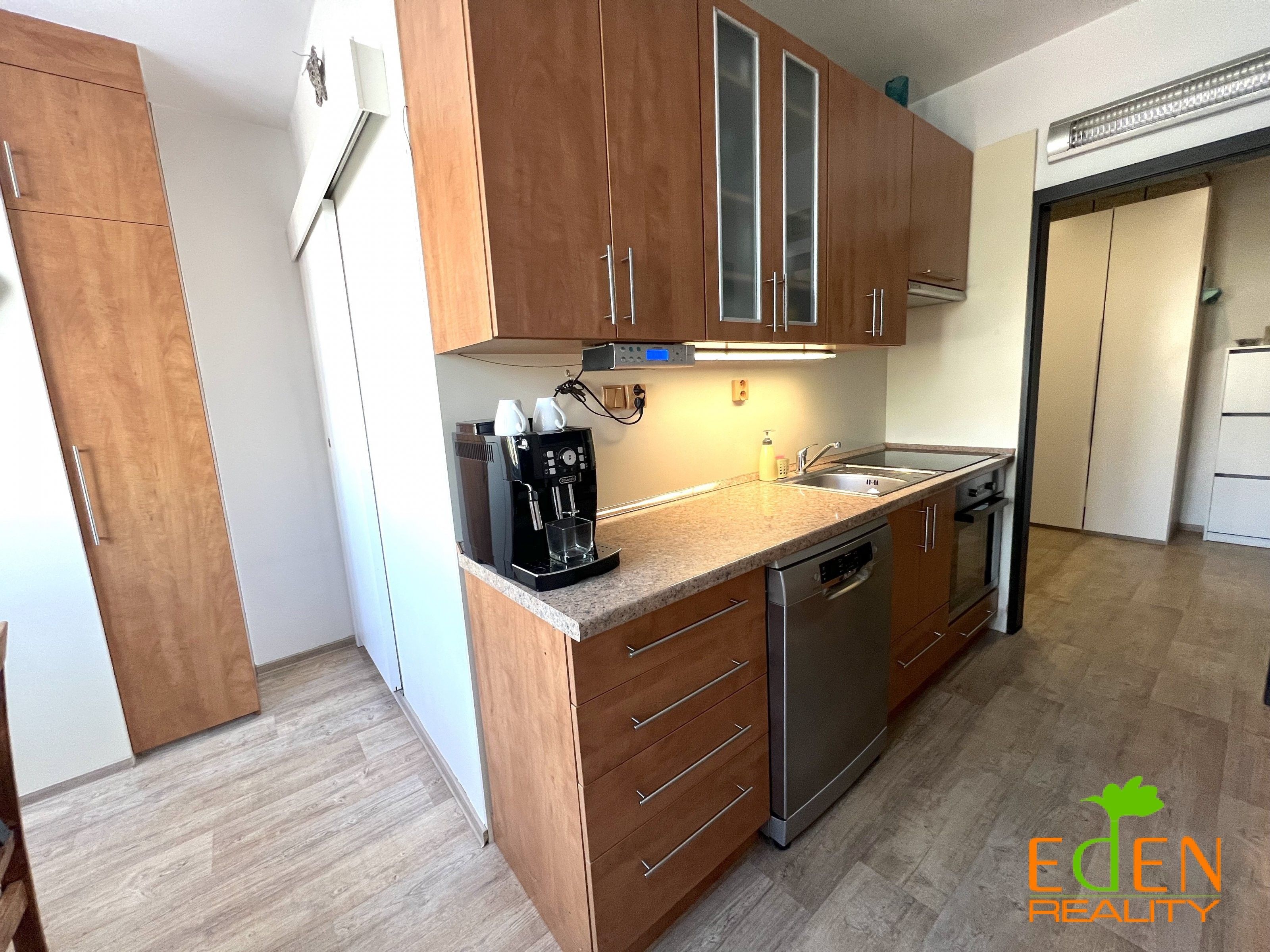 Prodej byt 2+1 - Lábkova, Plzeň, 65 m²