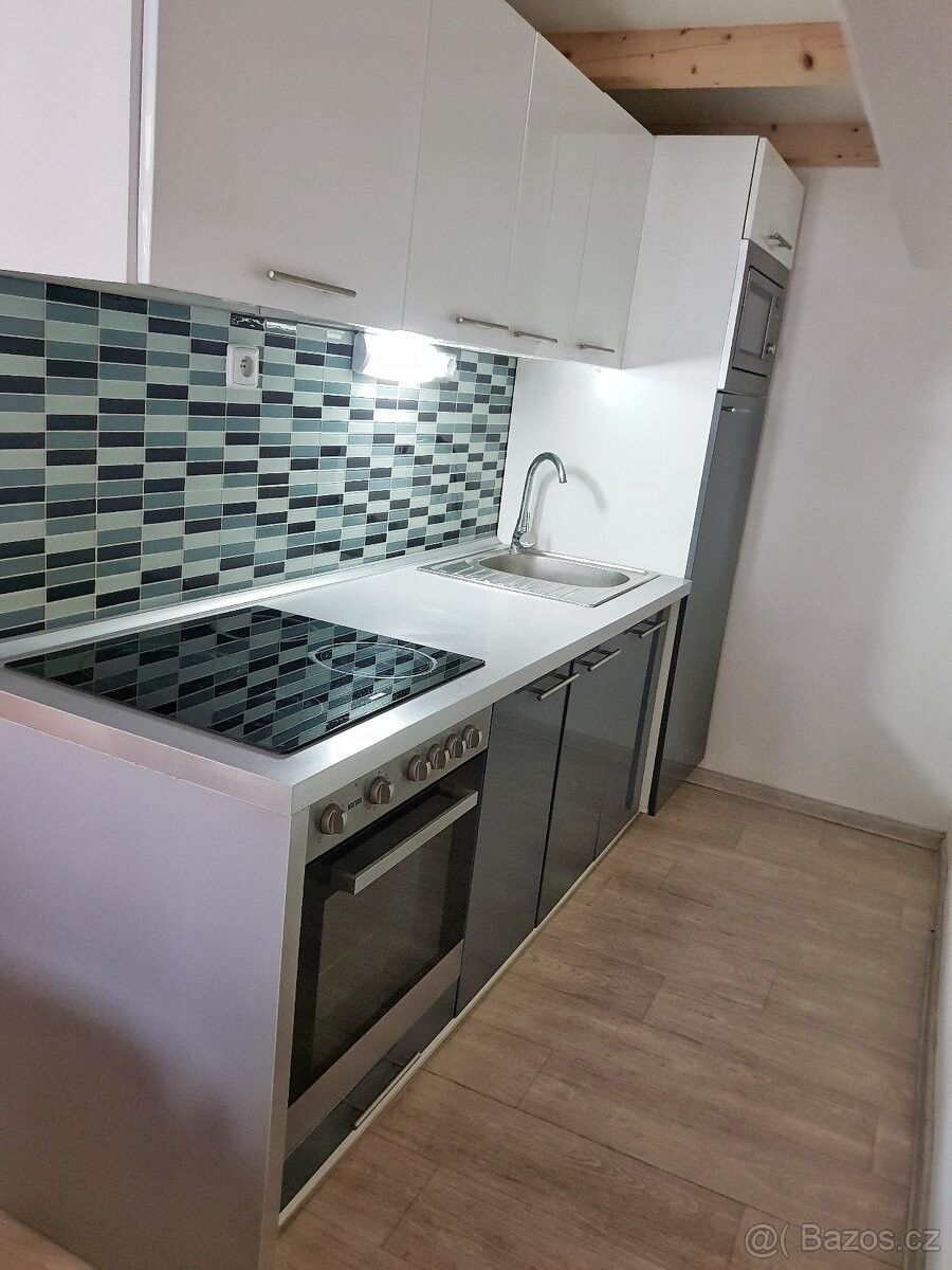 1+kk, Praha, 180 00, 25 m²