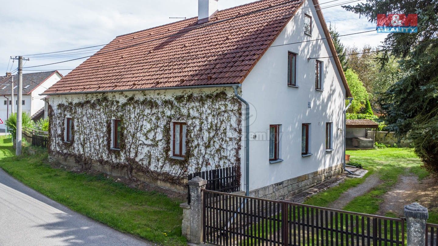 Rodinné domy, Litice, Blíževedly, 250 m²