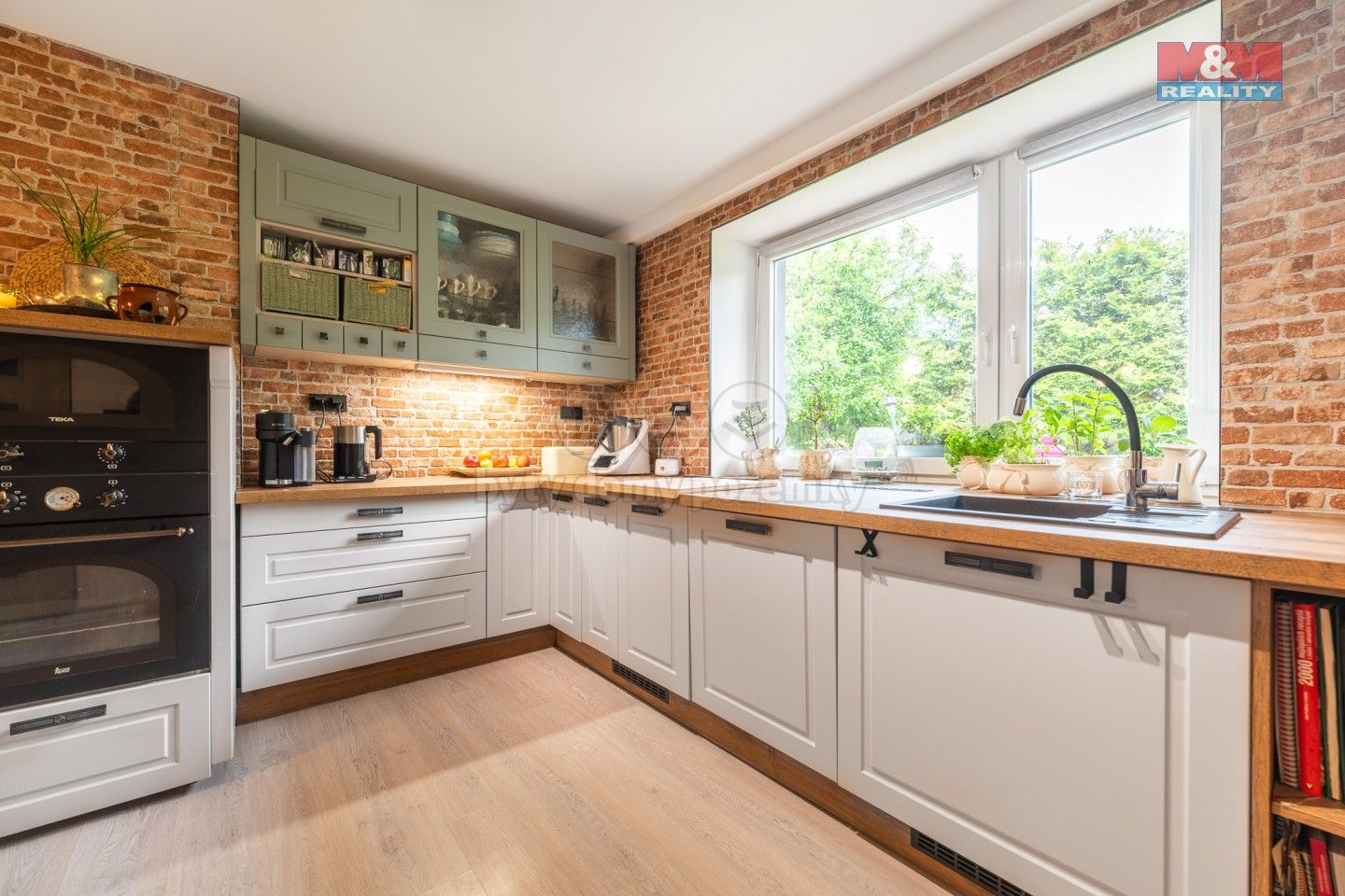 Prodej rodinný dům - Masarykovo náměstí, Valašské Klobouky, 95 m²