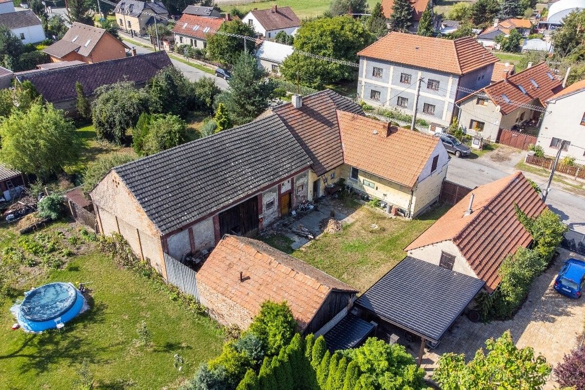 Prodej dům - Kostelec nad Labem, 277 13, 507 m²
