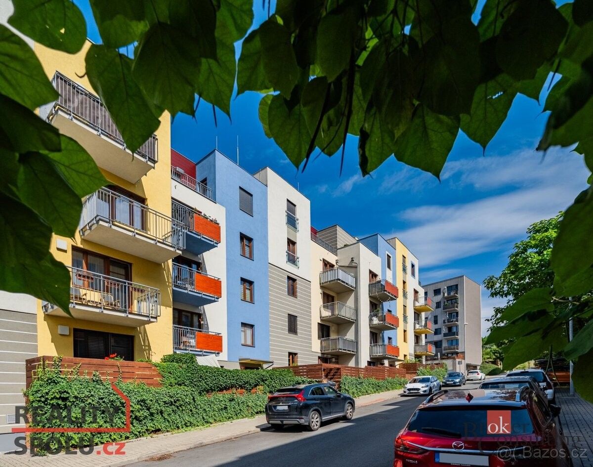 Pronájem byt 2+kk - Praha, 102 00, 50 m²