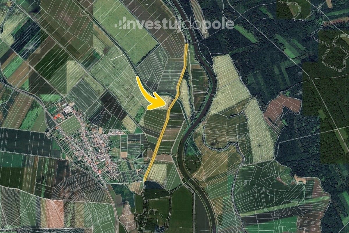 Prodej pozemek - Uhřičice, 36 664 m²