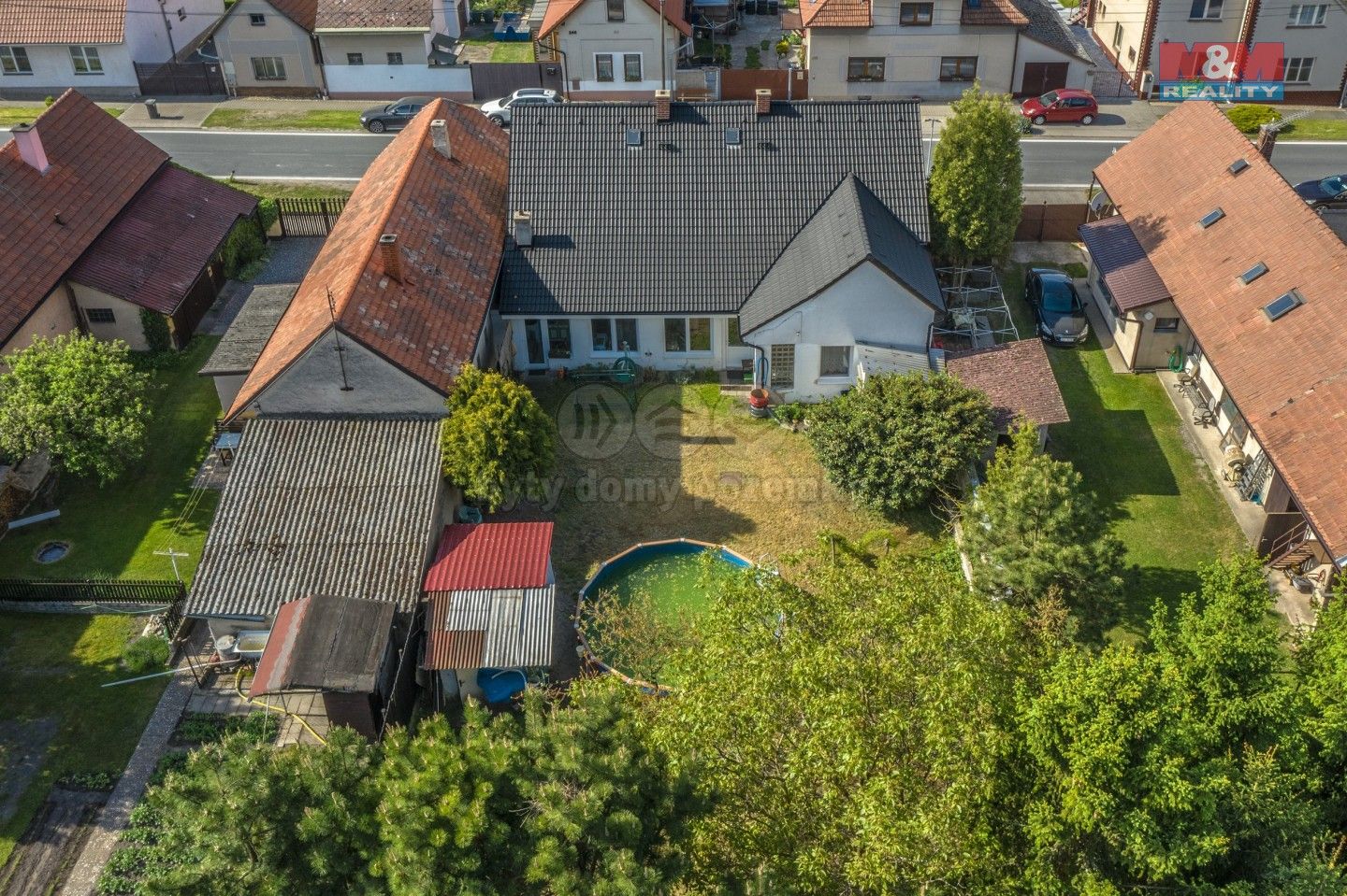 Rodinné domy, Činěves, 120 m²
