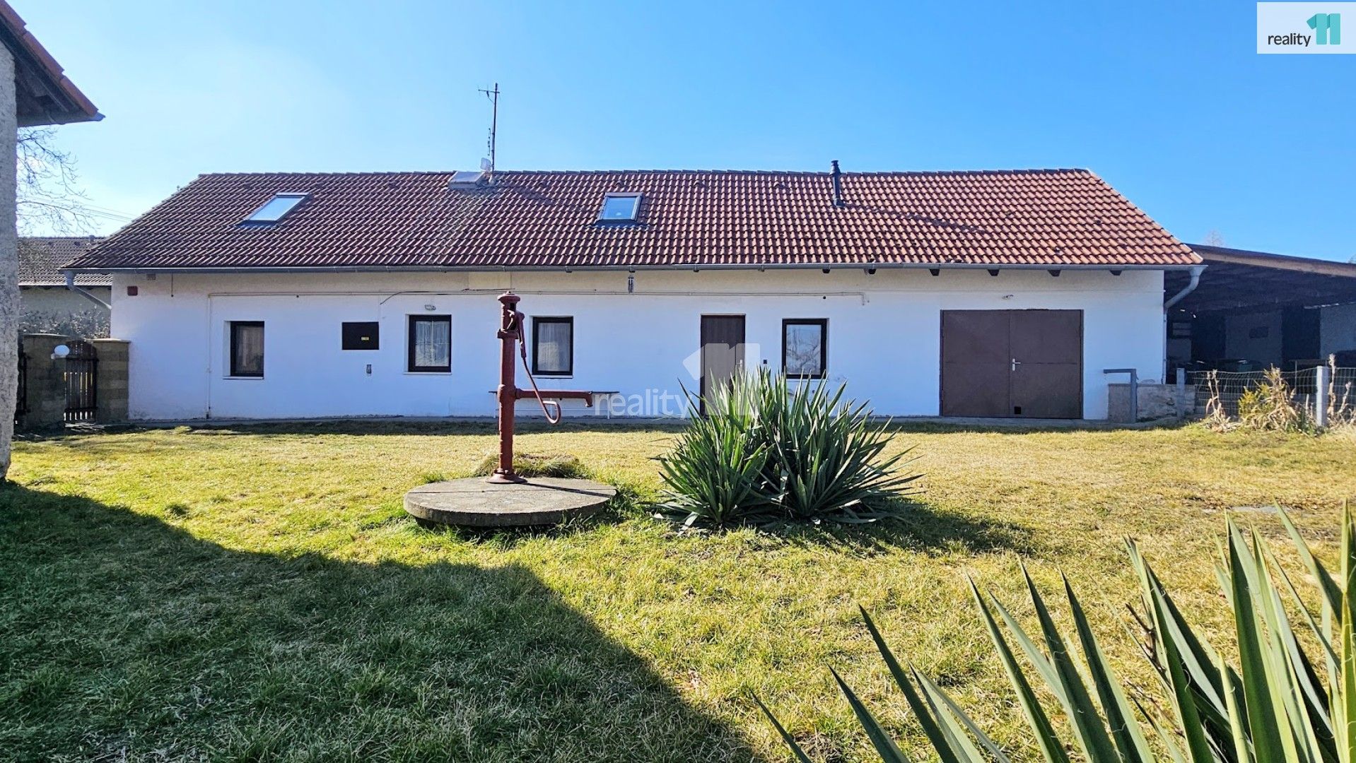 Prodej rodinný dům - Krakovany, 105 m²