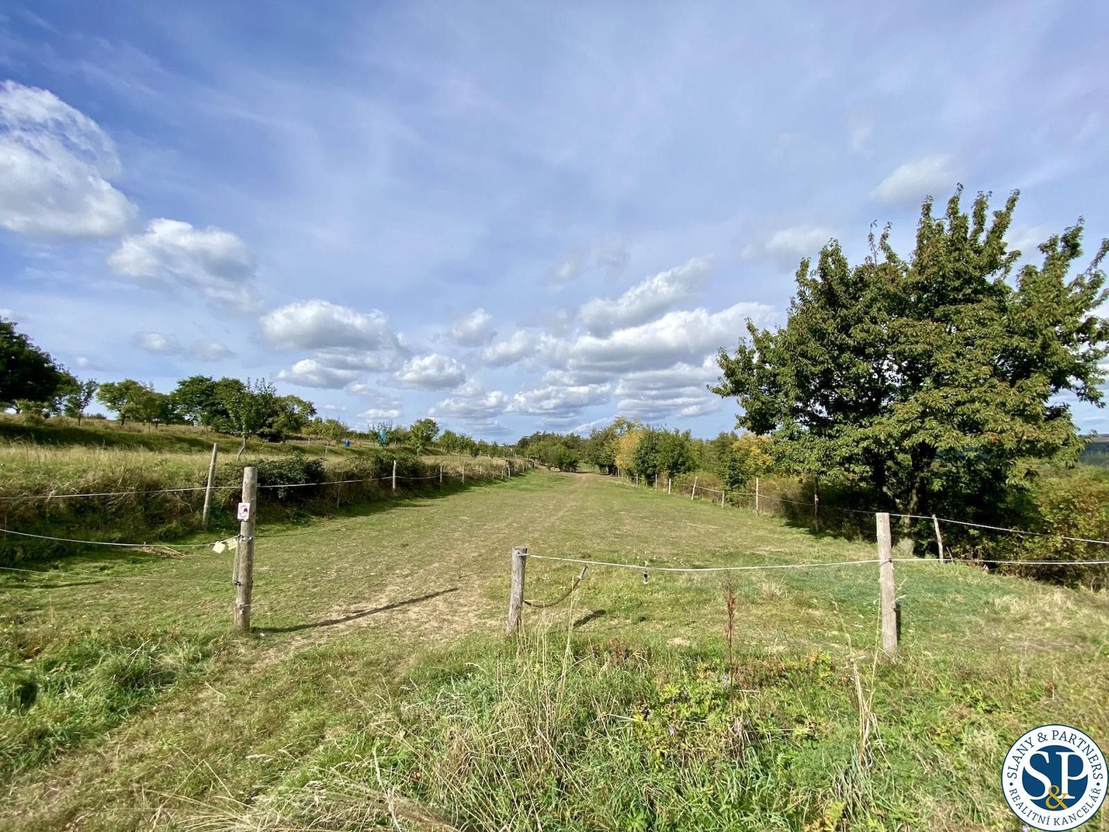 Prodej pozemek pro bydlení - Javůrek, 1 500 m²