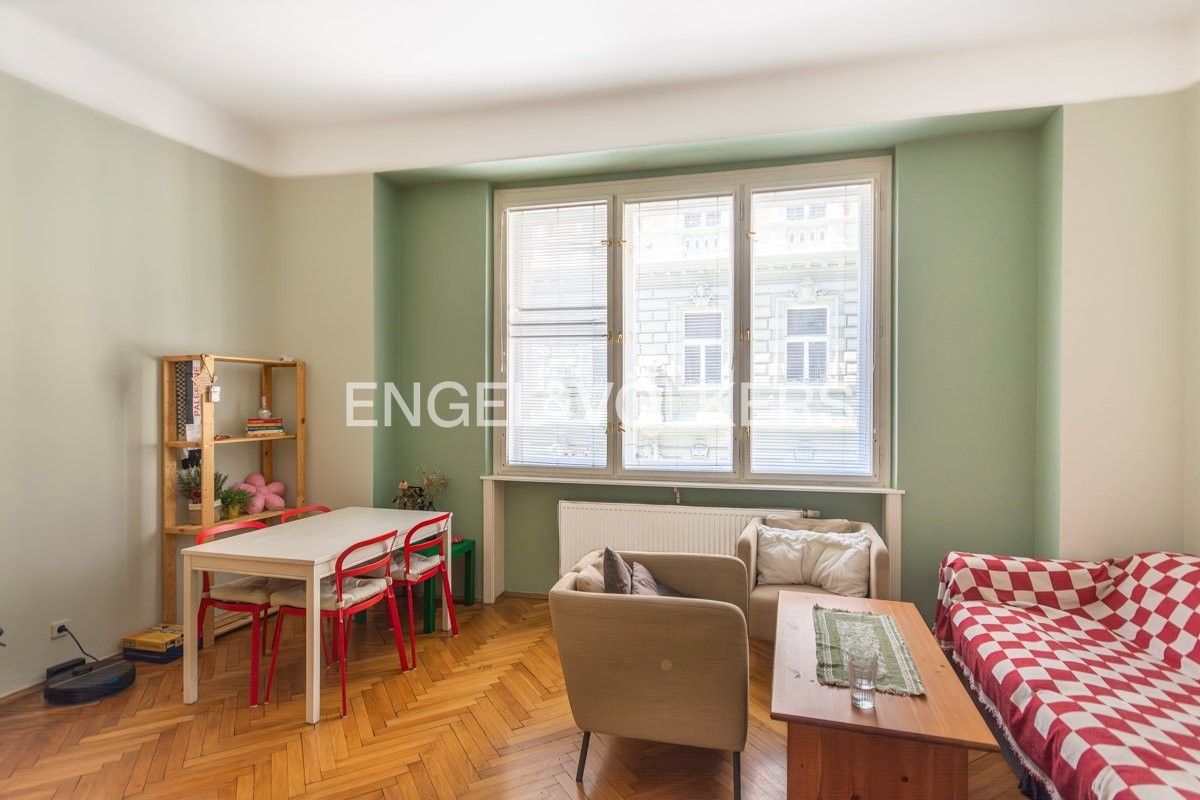 3+kk, V jirchářích, Praha, 85 m²