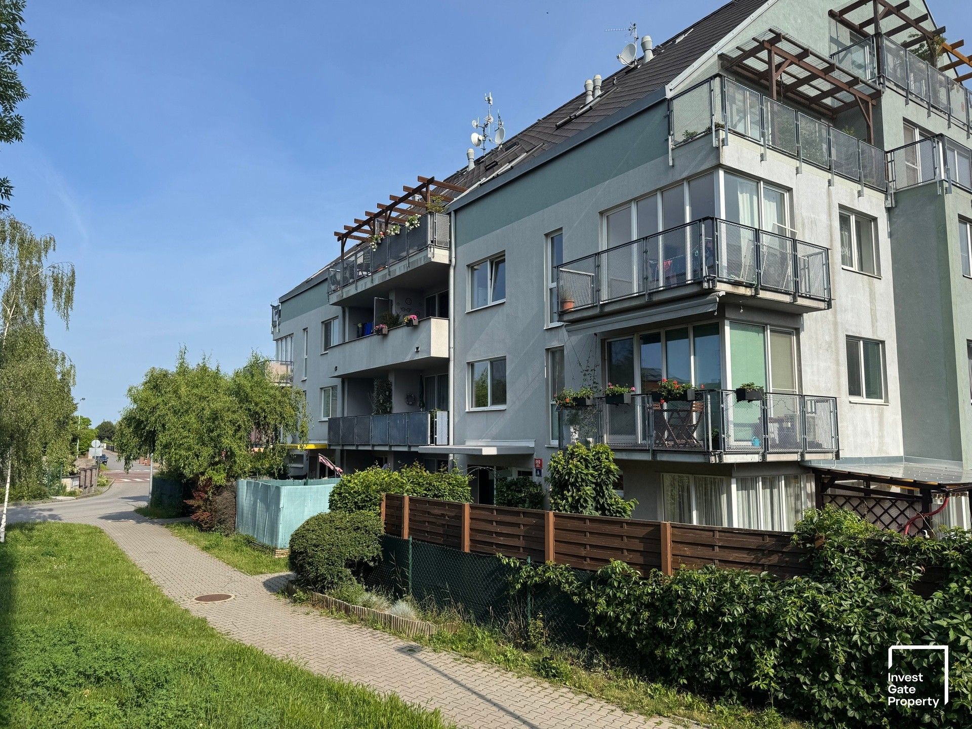 3+kk, Pod Nouzovem, Praha, 70 m²