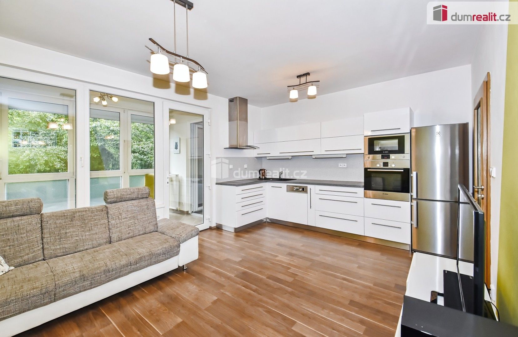 Prodej byt 2+kk - Nademlejnská, Praha, 38 m²