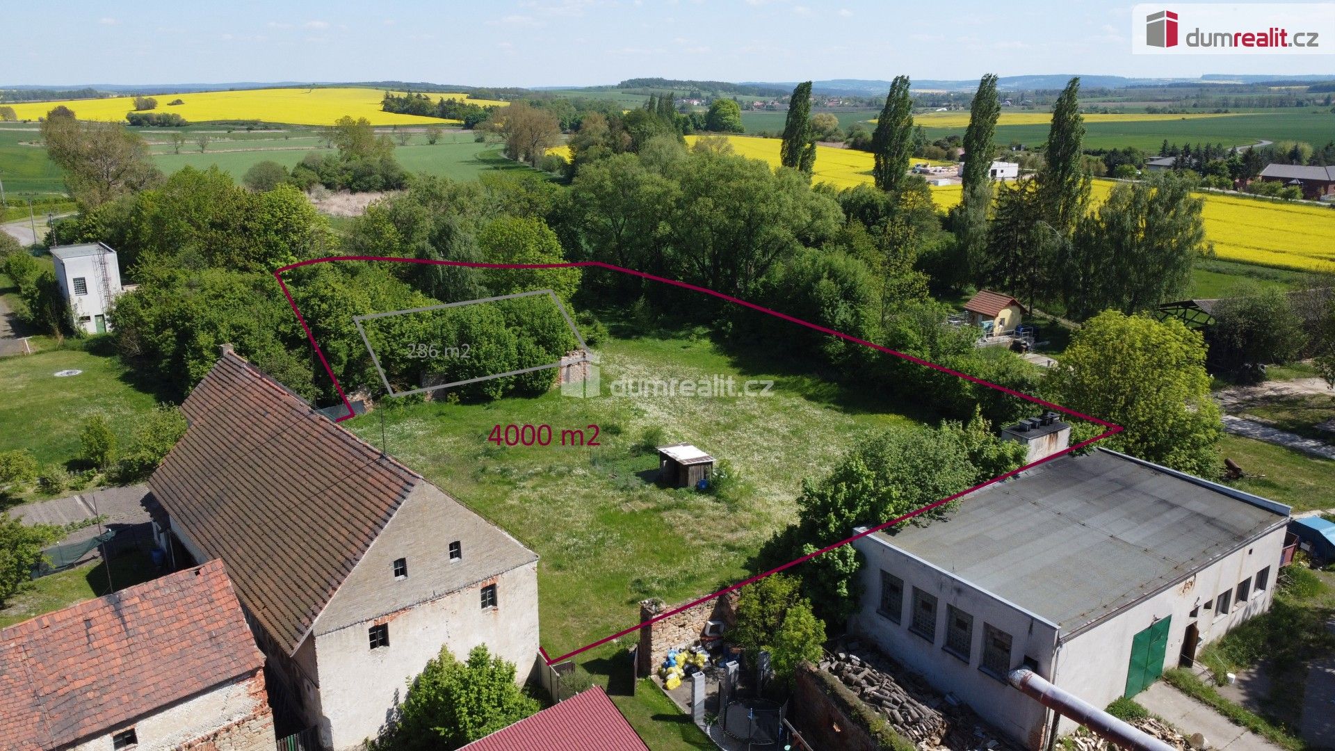 Zahrady, Kolešovice, 4 000 m²
