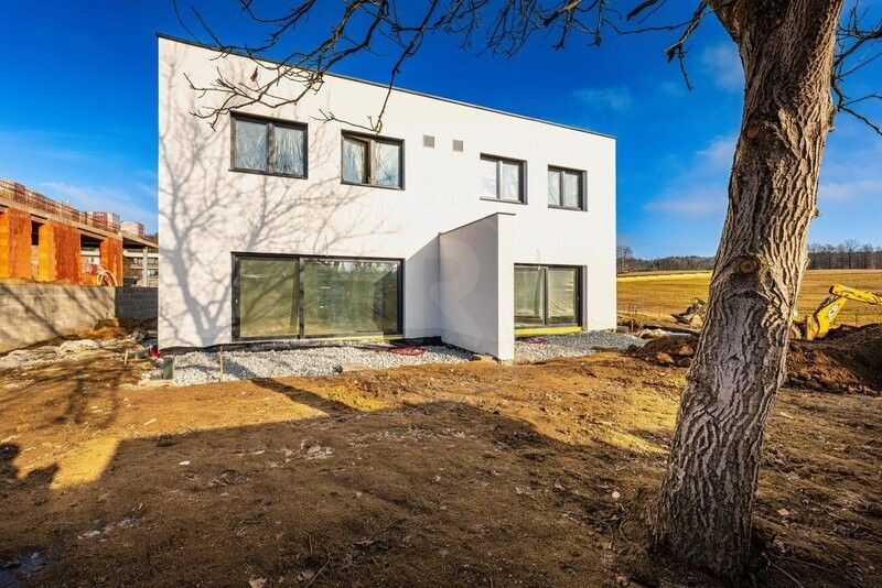 Prodej dům - Dobrá Voda u Českých Budějovic, 373 16, 276 m²
