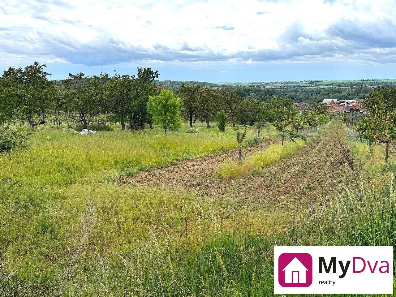 Prodej pozemek pro bydlení - Dobšice, 1 043 m²